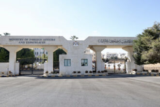 الأردن يدين القصف الإسرائيلي على محيط المستشفى الميداني في جنوب غزة