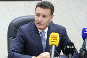 بالصور... الصفدي يؤكد تبني مجلس النواب كافة مطالب نقابة الصحفيين