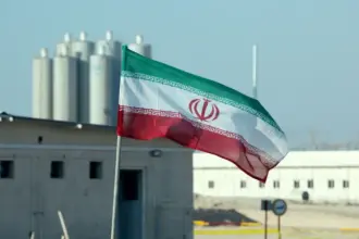 إيران: الضربات لن توقف تقدمنا النووي
