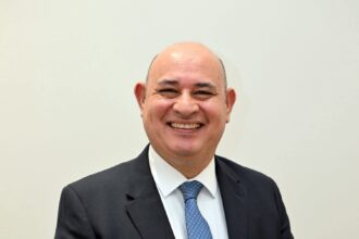 مباركة وتهنئة للدكتور مالك خريسات أبوعيسى