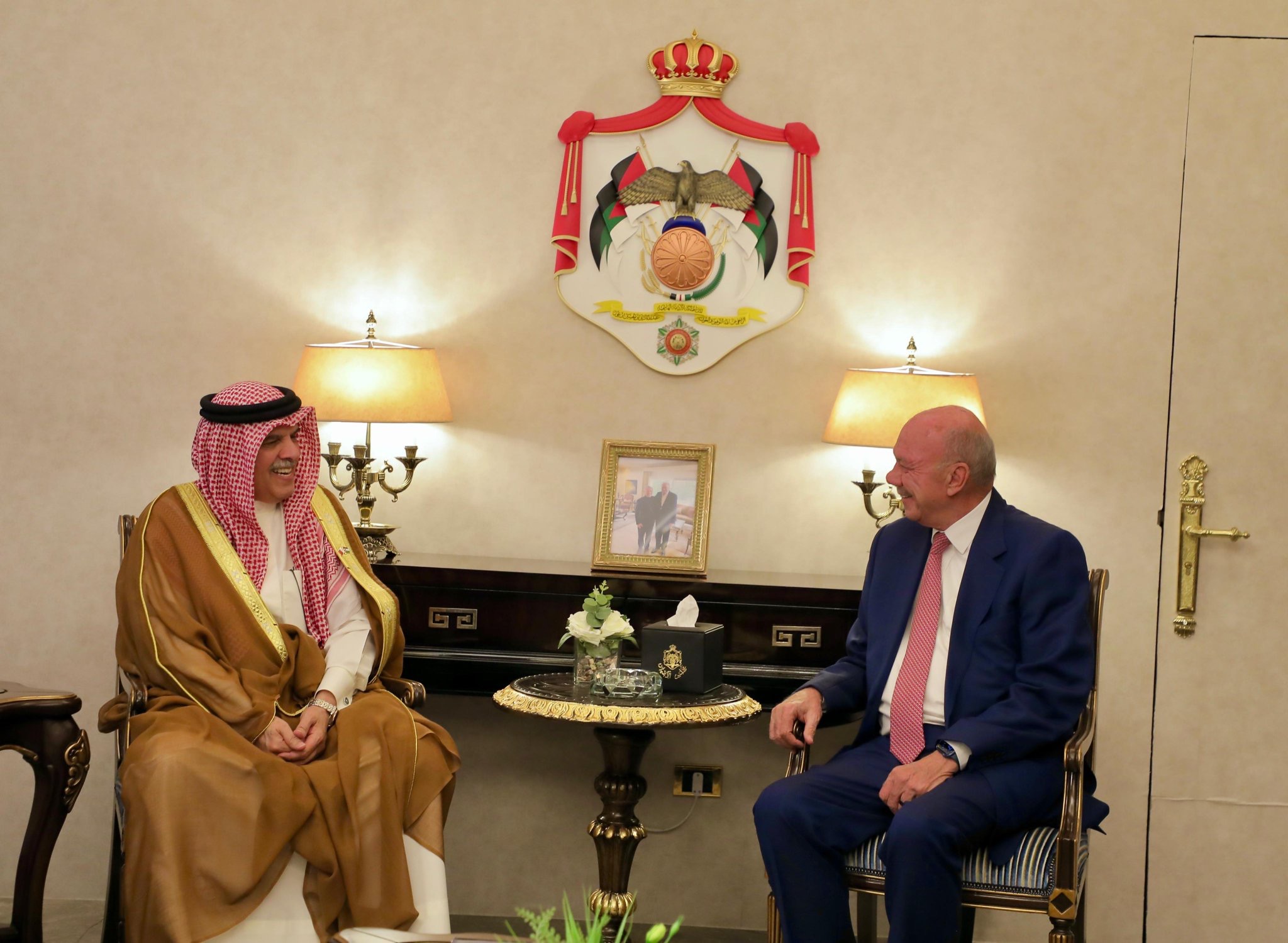 رئيس مجلس الأعيان يلتقي السفير البحريني لدى الأردن