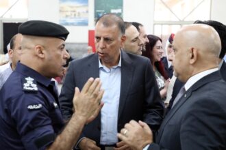 الحاج توفيق يشيد بتجاوب "الداخلية" مع مطالب القطاع التجاري بين الأردن وسوريا