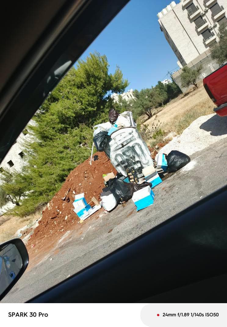 عاجل | بالفيديو والصور .. تراكم النفايات في المقابلين .. هل تعاني "ضاغطات" الأمانة من مشاكل ؟