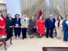 الفنانة إلهام شاهين وهالة تستغيثان بعد إغلاق الأجواء بالعراق