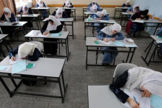 عاجل| وزير التربية: نتابع شكاوى صعوبة الرياضيات وإجراءات عاجلة لضمان العدالة