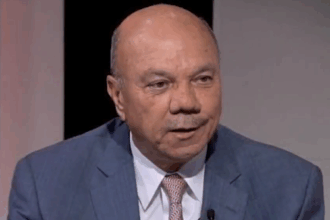 الفايز يثمن جهود الملك في مواجهة العدوان الإسرائيلي