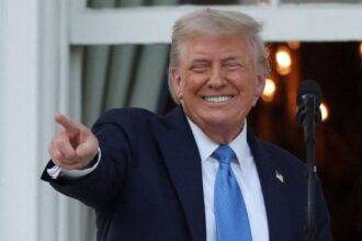ترمب: أريد مزيد من الصواريخ والمسيّرات.. وأقل سفن وجنود