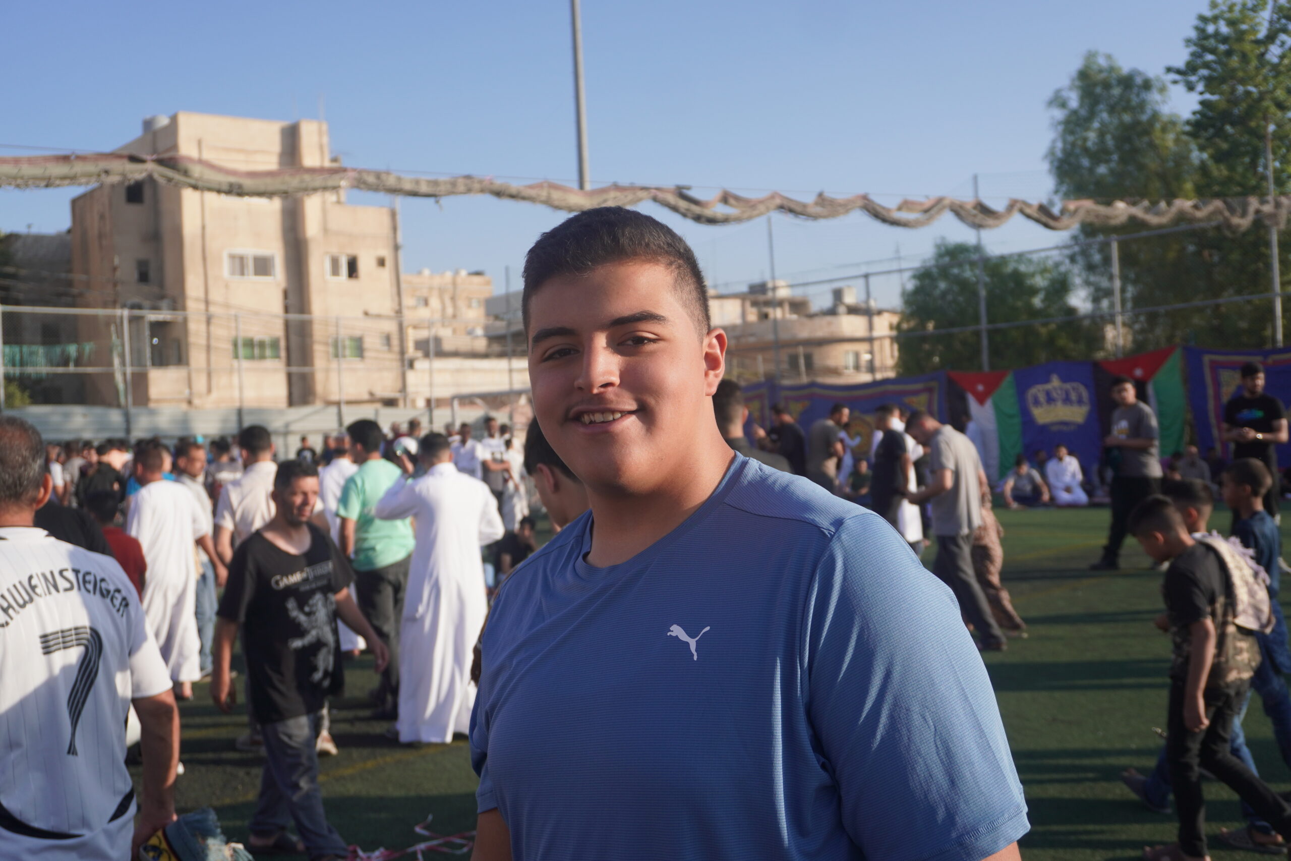 فرحة العيد تملأ الساحات.. المصلّون يؤدّون صلاة عيد الأضحى في أجواء روحانية وإيمانية (صور)