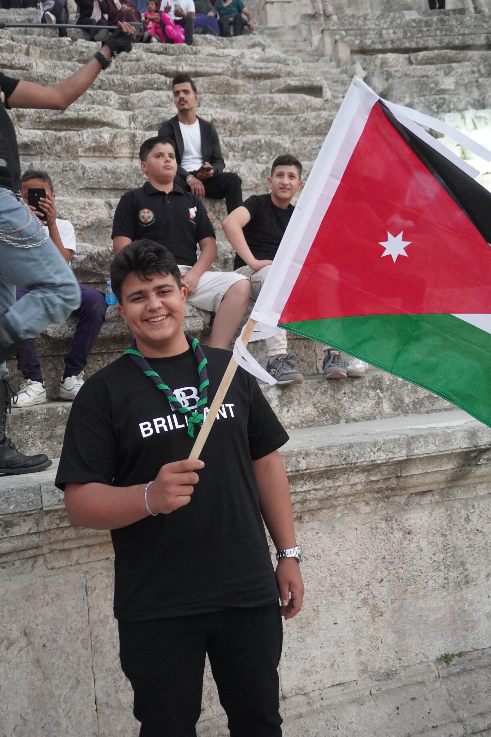 صور وفيديو.. العيسوي يرعى احتفالاً جماهيريا حاشدا بالمدرج الروماني
