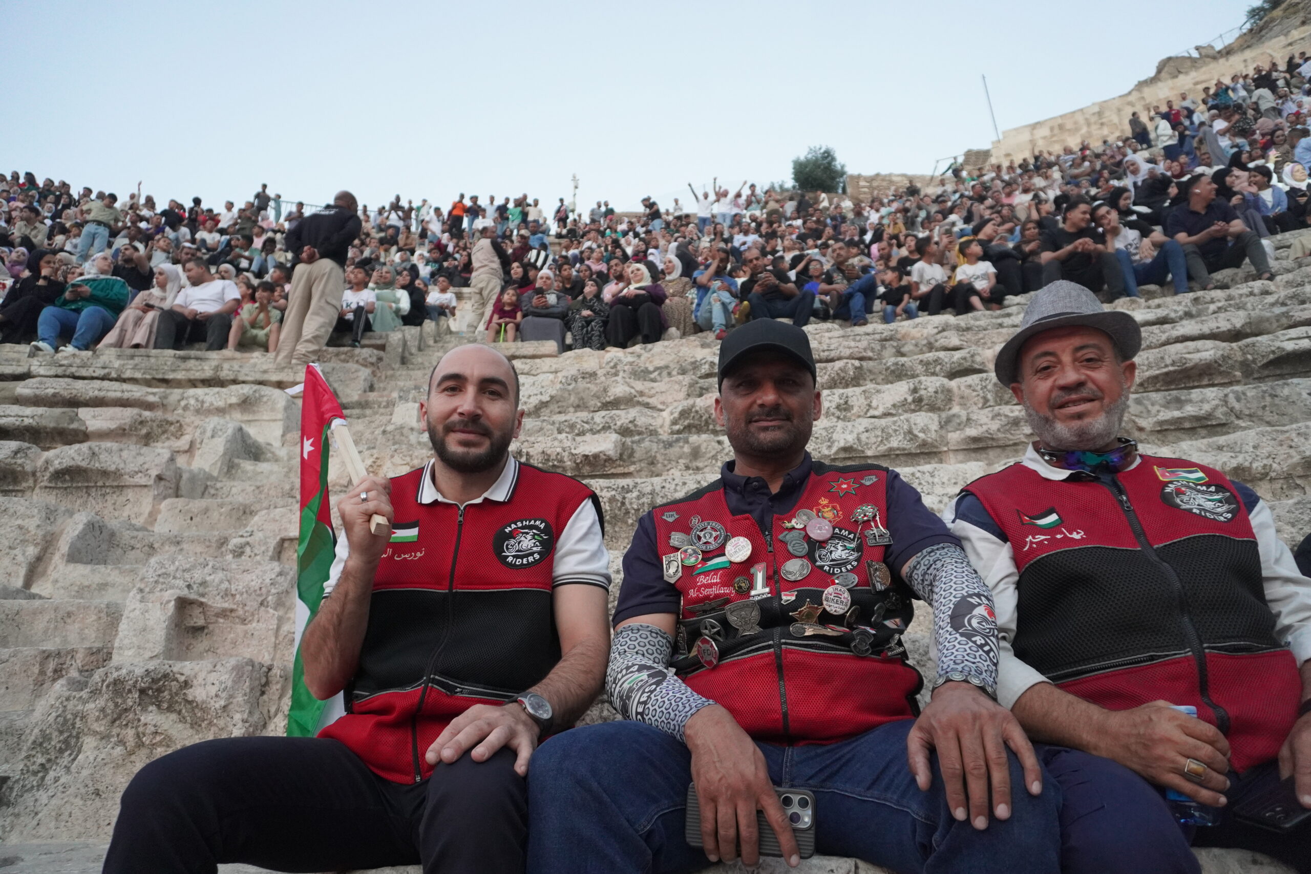 صور وفيديو.. العيسوي يرعى احتفالاً جماهيريا حاشدا بالمدرج الروماني