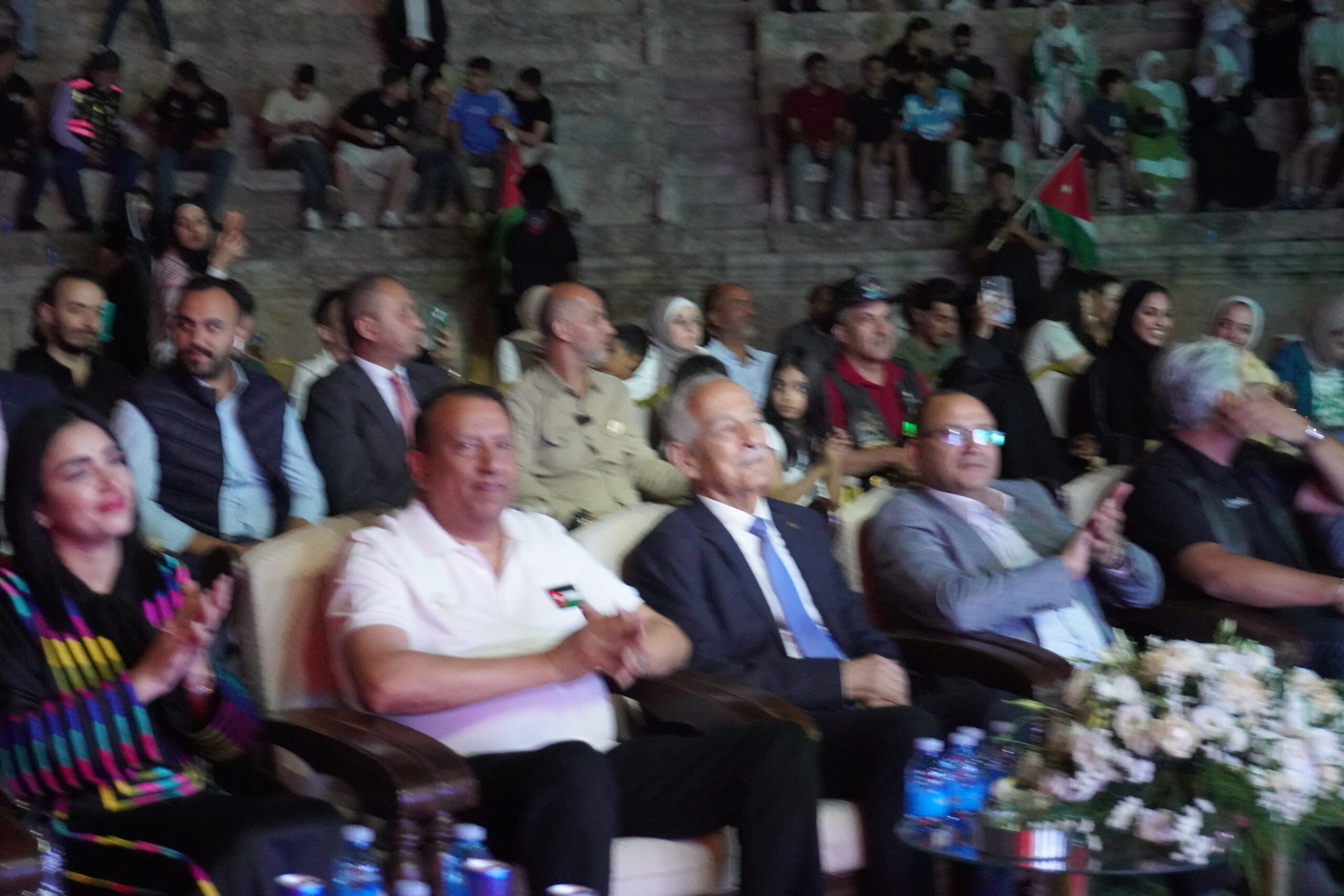صور وفيديو.. العيسوي يرعى احتفالاً جماهيريا حاشدا بالمدرج الروماني