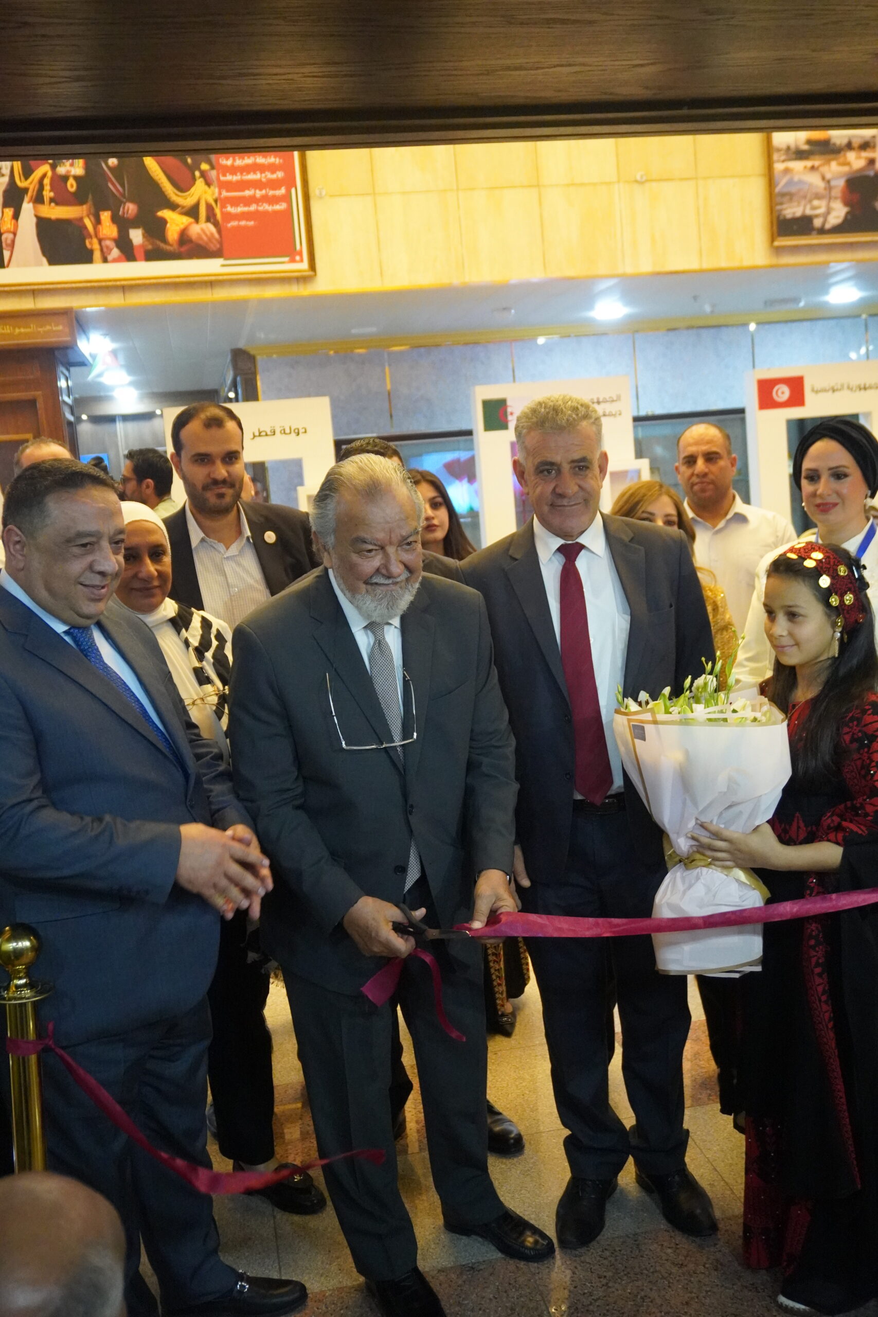 بالصور والفيديو صراحة نيوز تتابع افتتاح معرض طوابع البريد العربي