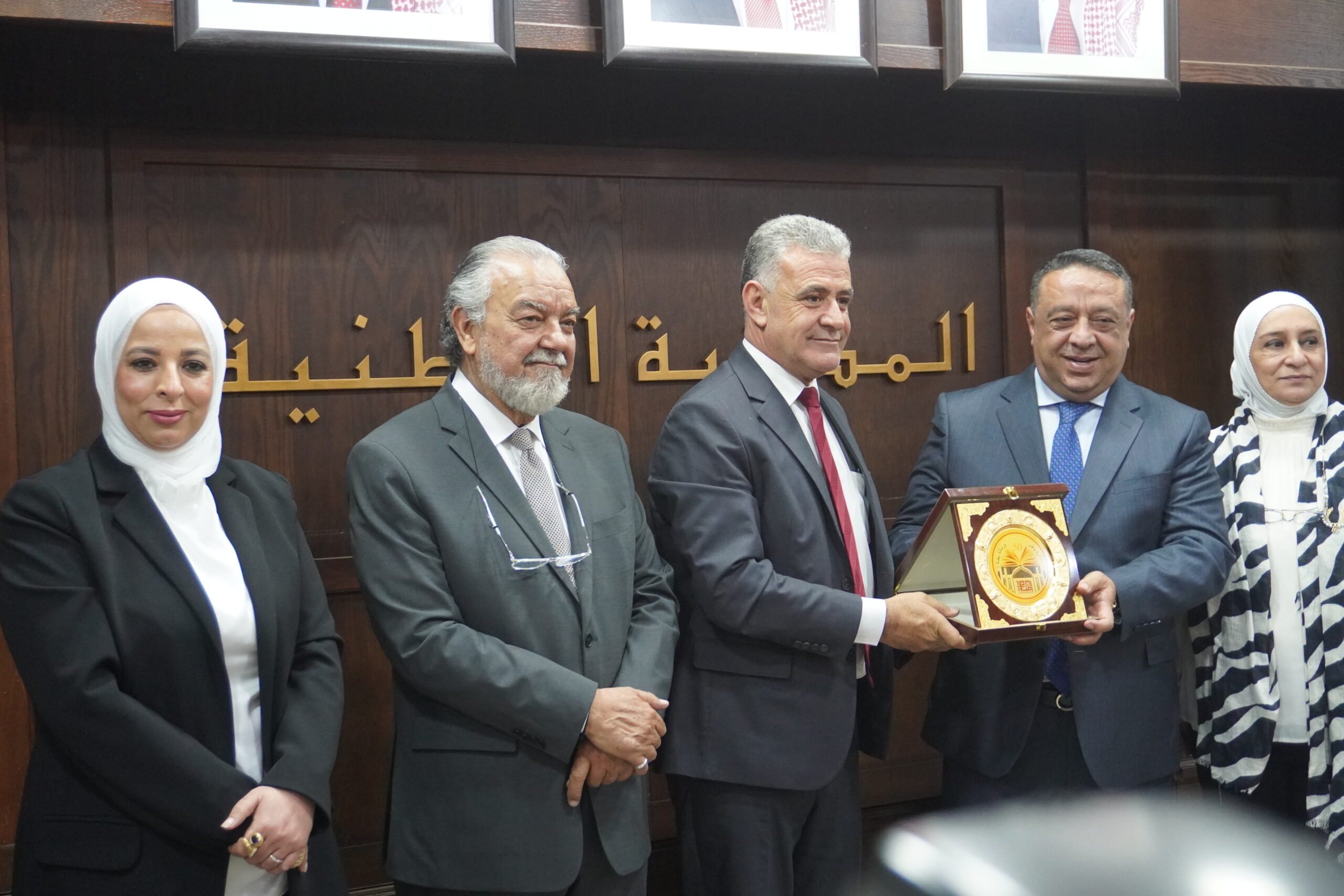بالصور والفيديو صراحة نيوز تتابع افتتاح معرض طوابع البريد العربي