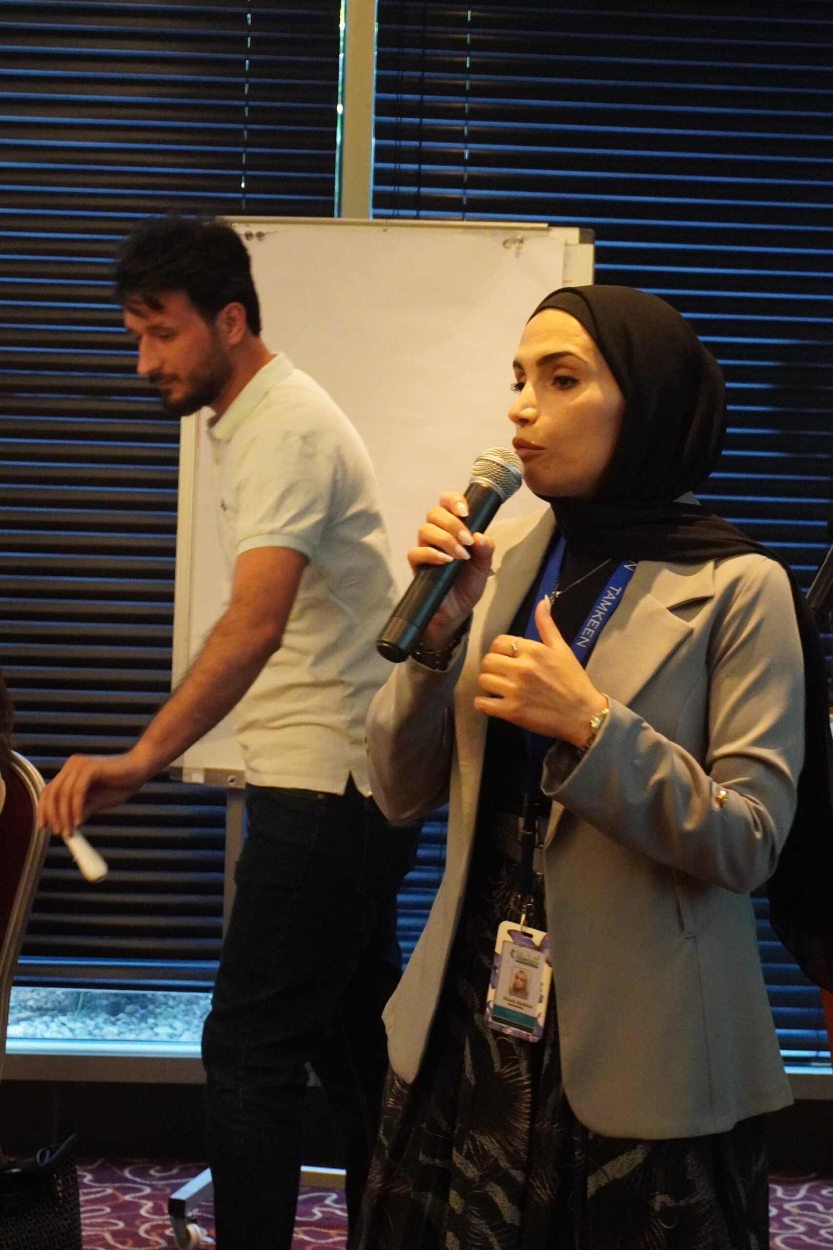 بالصور والفيديو- تمكين تكرّم الفائزين في مسابقة أفضل تقرير صحفي حول عمل الأطفال (صور)