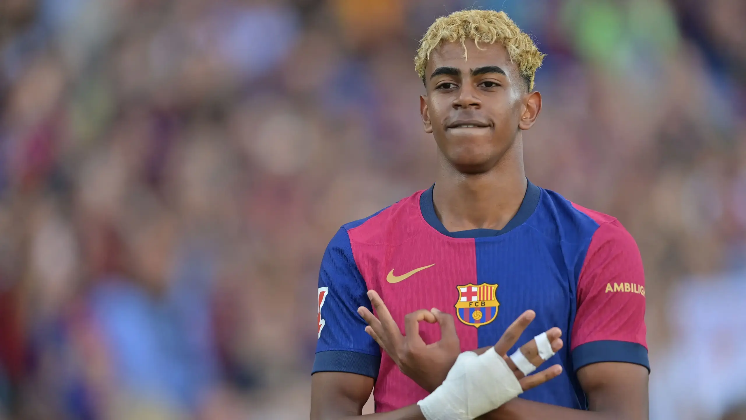 برشلونة يمنح لامين يامال القميص الأسطوري رقم 10