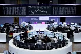 تباين الأسهم الأوروبية وسط صعود شركات الدفاع والتعدين