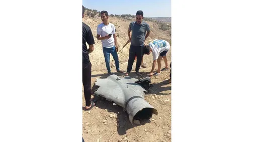 عاجل | سقوط شظايا مسيرة في إربد