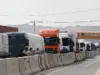 الأردن يخفض رسوم عبور الشاحنات والبرادات السورية . تفاصيل
