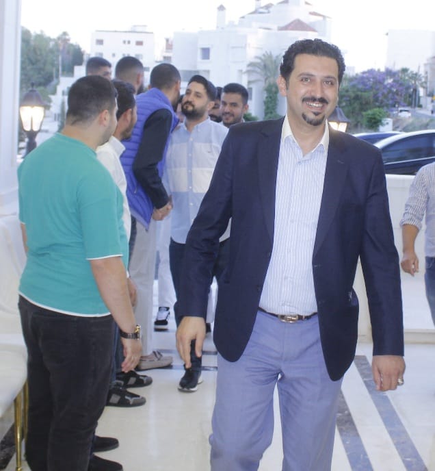 مروان الركيبات يستقبل المهنئين بقدوم حفيده شهم في ديوانه بمنطقة دابوق بعمان...