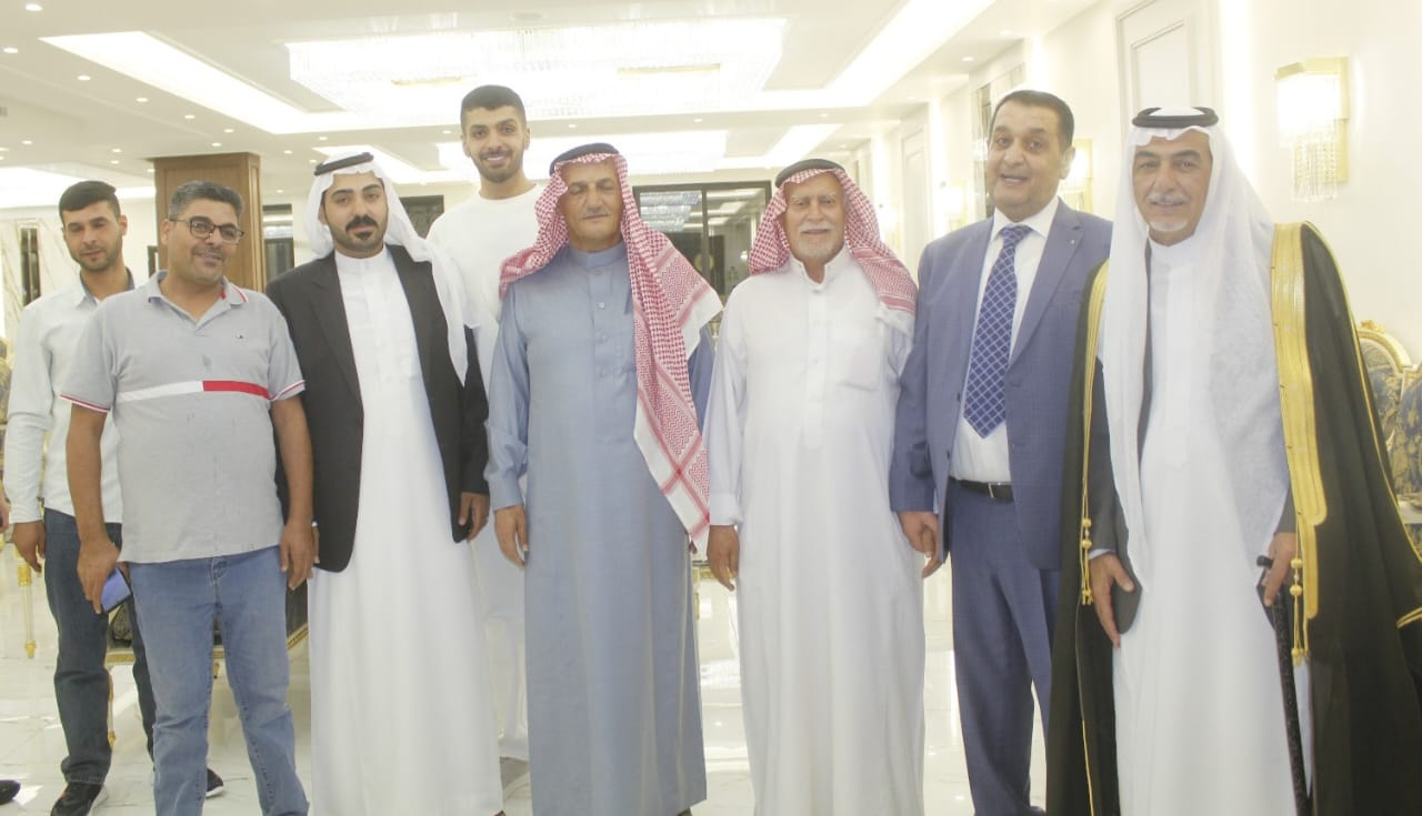 مروان الركيبات يستقبل المهنئين بقدوم حفيده شهم في ديوانه بمنطقة دابوق بعمان...