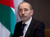 الصفدي يبحث مع نظيرته الكندية جهود وقف إطلاق النار