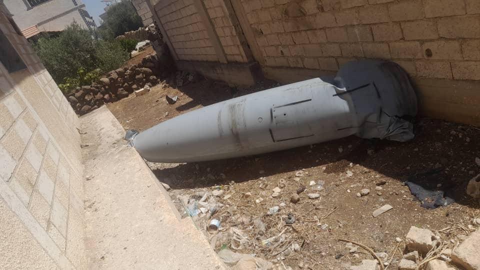 سقوط بقايا صاروخين إيرانيين في ريف درعا دون أضرار