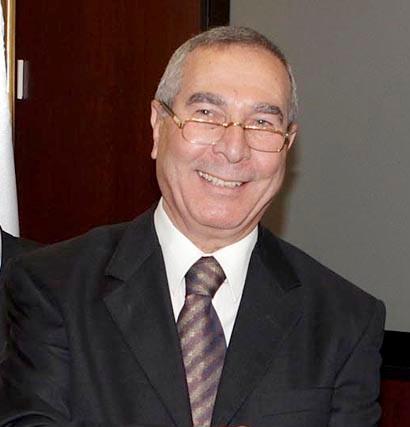 لماذا لا يشمل غلاء المعيش المتقاعدين المدنين على قانون التقاعد المدني اسوة بالمتقاعدين الآخرين ؟  