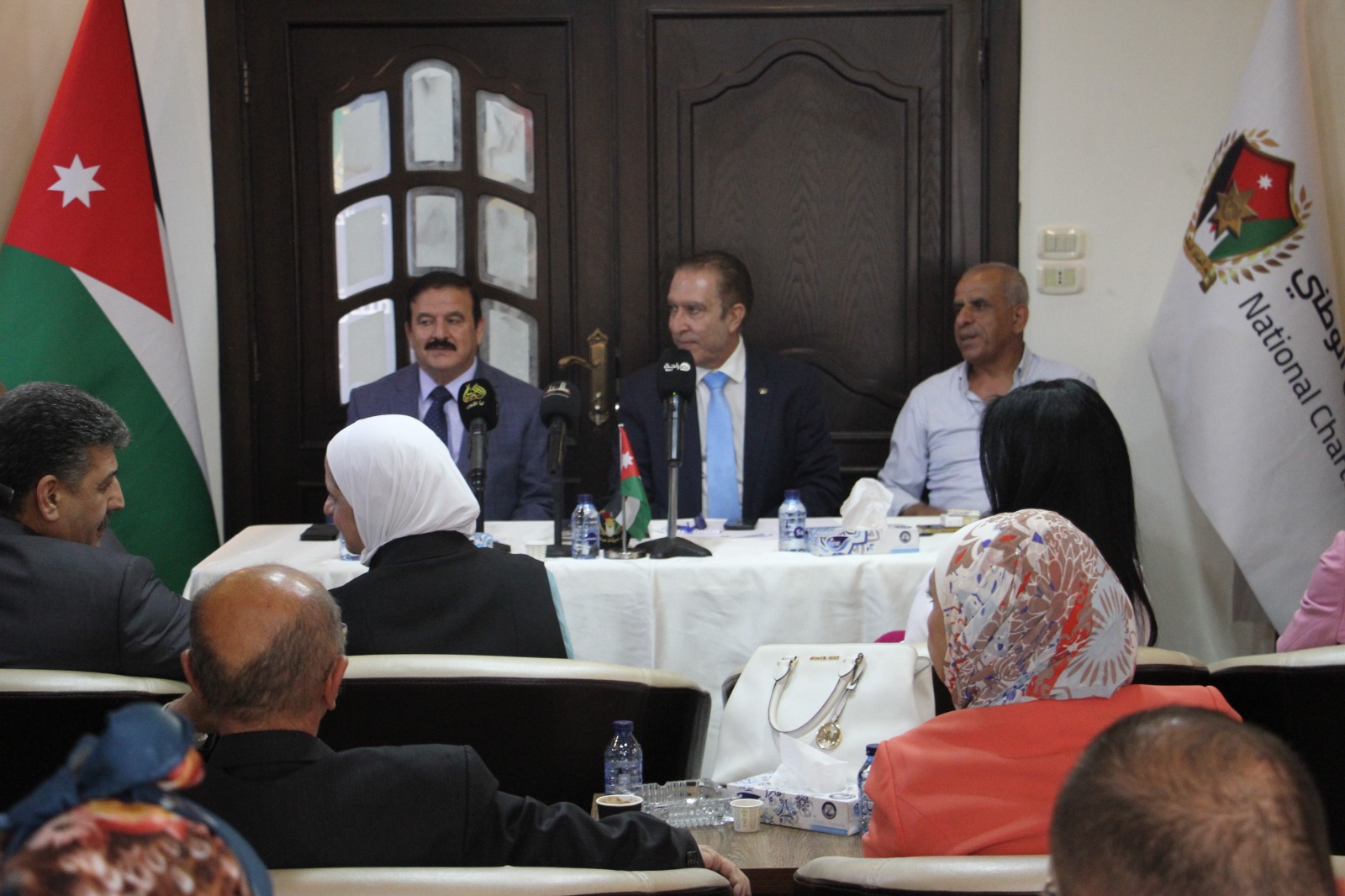 بالفيديو والصور .. الميثاق الوطني يقعد حوارية بعنوان: "التحليل الاستراتيجي الإقليمي في ضوء التطورات الإقليمية العسكرية"