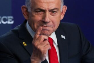 نتنياهو يتوعد إيران: "نقضي عليهم واحدًا تلو الآخر"