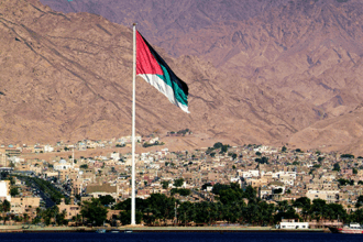 الجسر العربي: رحلات بحرية منتظمة وآمنة بين العقبة ونويبع رغم التوترات الإقليمية
