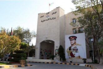وزير الداخلية يوعز بالإفراج عن 543 موقوفا إداريا