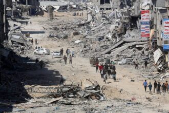 17 شهيدًا بقصف الاحتلال على رفح وخان يونس
