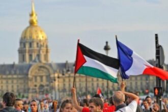 وزير الخارجية الفرنسي يشدد على دعم إقامة دولة فلسطين