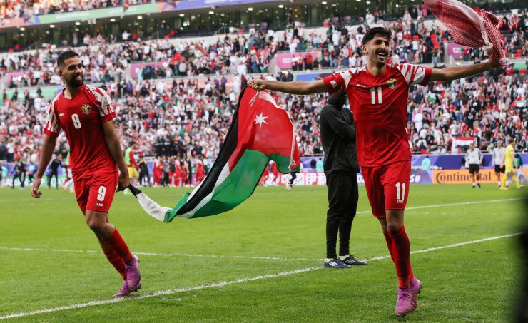 نقل مجاني لحاملي تذاكر مباراة النشامى والعراق