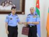 مدير الأمن العام يسلّم الملازم نور الدين الحباشنة هدية ملكية تقديراً لإنجازه الدولي