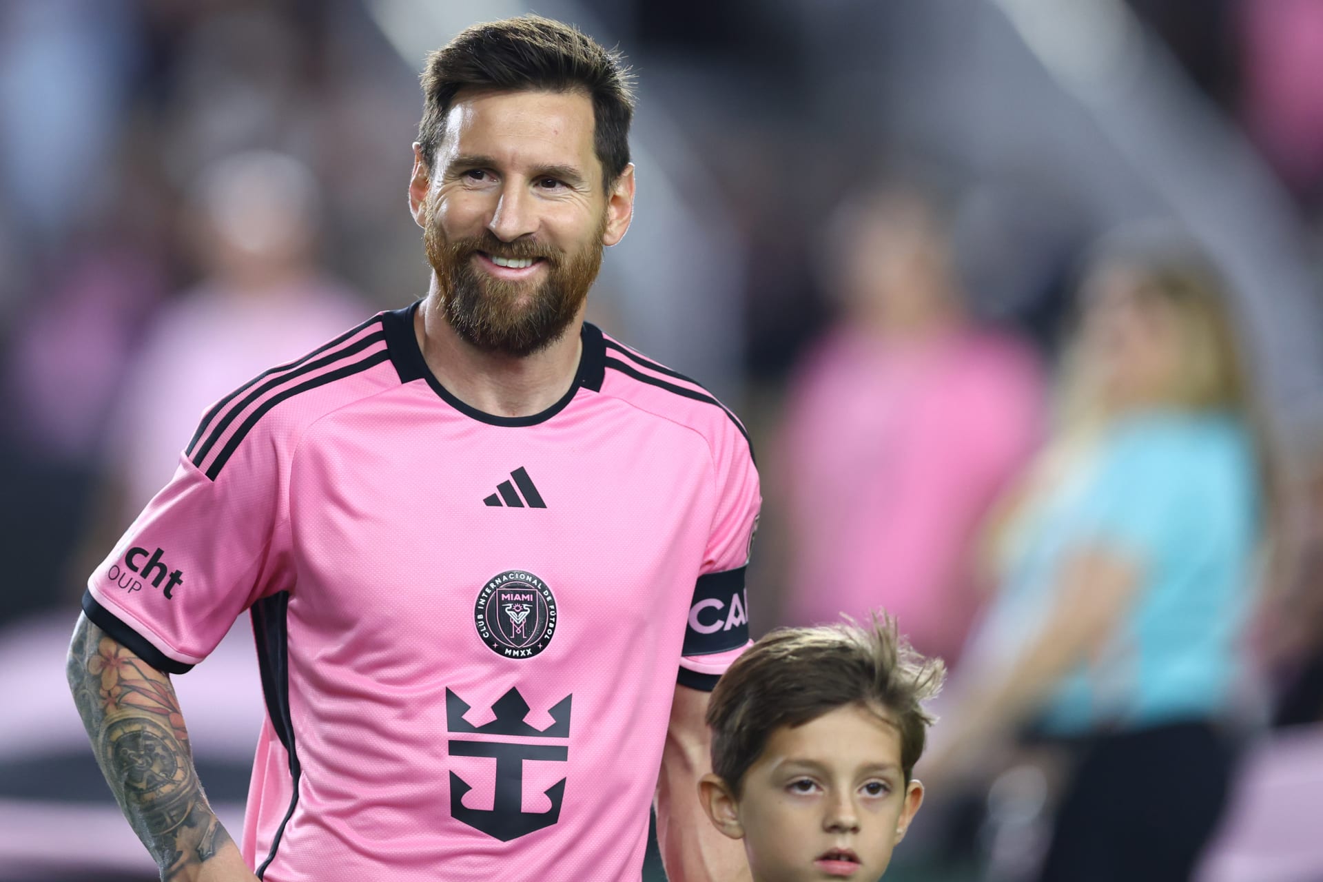 ميسي يدرس الرحيل المبكر من إنتر ميامي... وبرشلونة الوجهة الأقرب قبل مونديال 2026