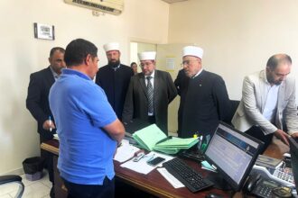 الربطة يتفقد محكمة السلط الشرعية ويؤكد تسهيل الإجراءات وتسريع الإنجاز