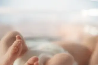 عاجل | بيع رضيع بـ13 مليون دينار في العراق