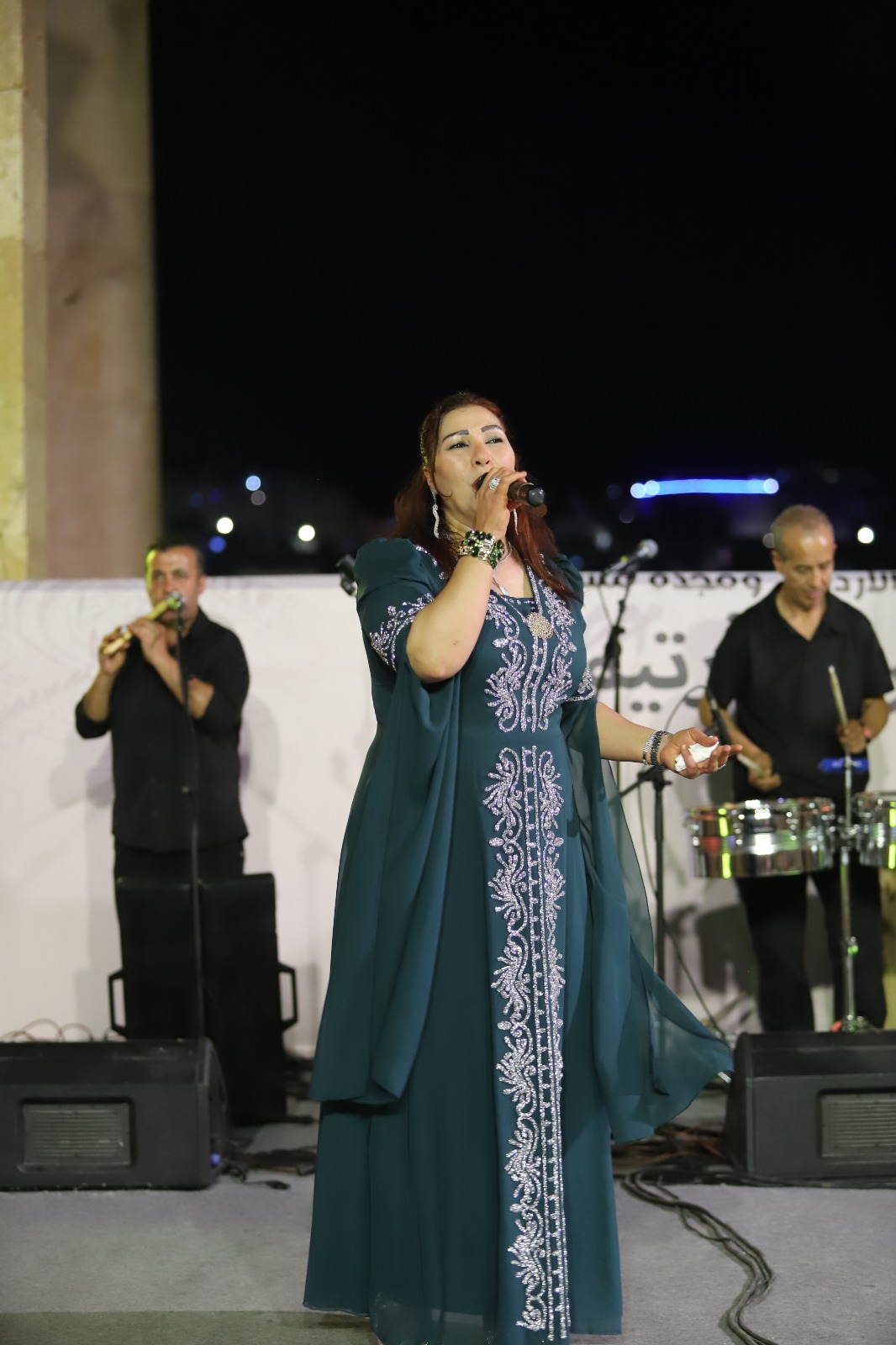 نجوم الطرب الأردني يضيئون مسرح أرتميس في جرش