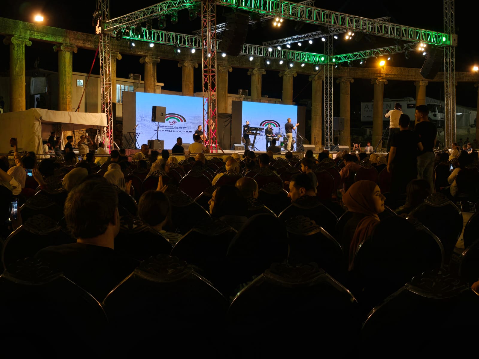 " الساحة الرئيسية"" تتزين بالتراث الاردني والمصري بتوليفة فنية مميزة