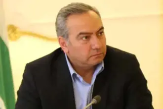 الى رئيس سلطة إقليم البتراء ( طمّنا عنك.. من شان الله )