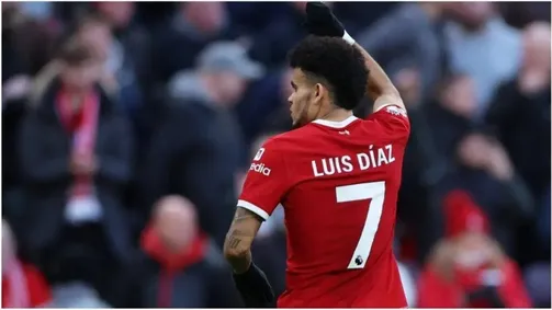 ليفربول يودّع دياز ويعتمد على المواهب الصاعدة لتعويضه