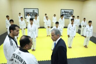 عاجل| رئيس الوزراء يؤكد أهمية توسيع برامج مراكز الشباب لتمكينهم بالمهارات اللازمة