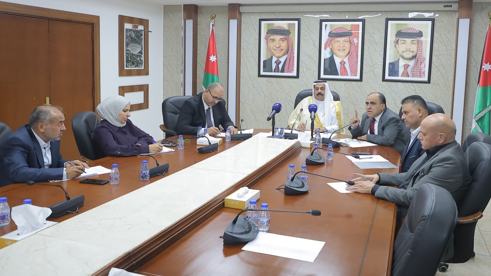 النواب يناقشون تنظيم نقل الركاب عبر التطبيقات الذكية