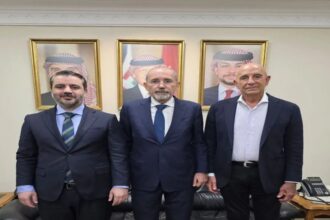اجتماع ثلاثي في عمّان يبحث وقف إطلاق النار في السويداء ودعم استقرار سوريا
