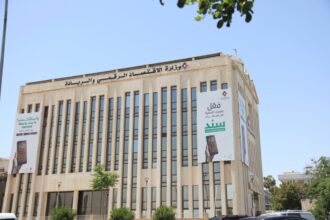 4205 مستفيدين من "حافز" في القطاع الحكومي و6470 في الخاص