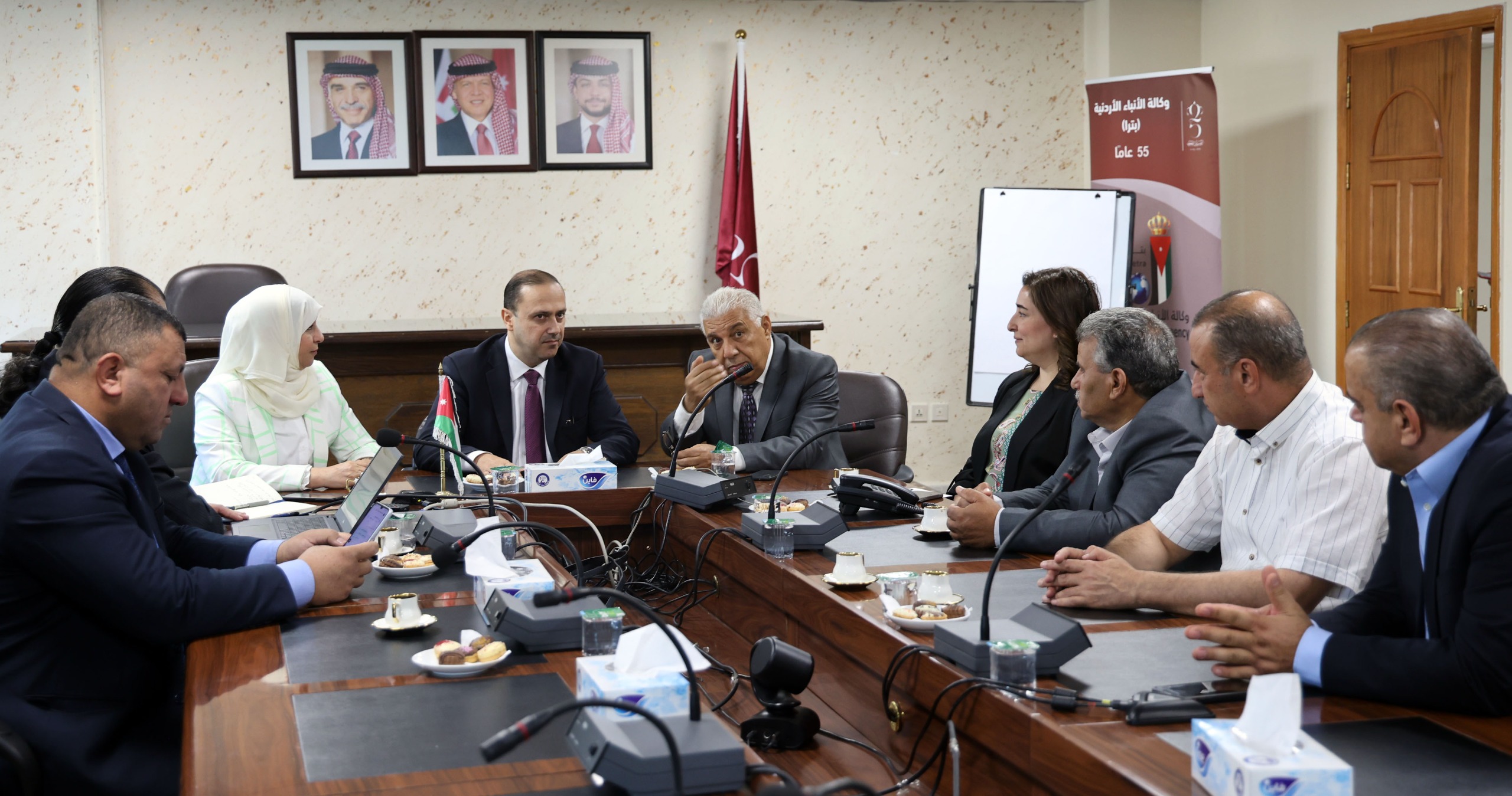 عاجل| المومني يكشف عن خطة لتعزيز أداء الناطقين الإعلاميين في الجهات الحكومية