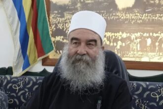 الشيخ حكمت الهجري يتراجع عن بيان الترحيب بدخول الجيش إلى سوريا