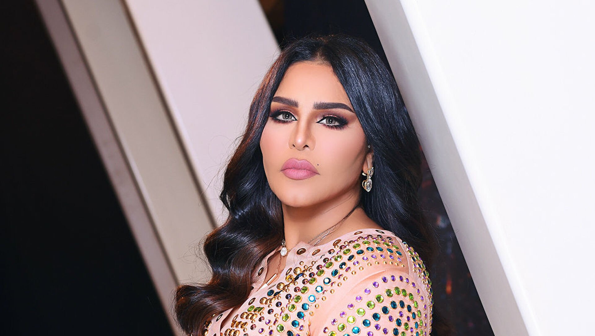 أحلام تعبر عن عشقها لصيف الأردن