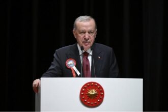 أردوغان يسعى لتسريع عقد قمة بوتين وزيلينسكي في إسطنبول